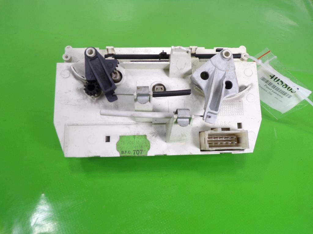 Panel de ventilación PEUGEOT 206 usado F-405863-