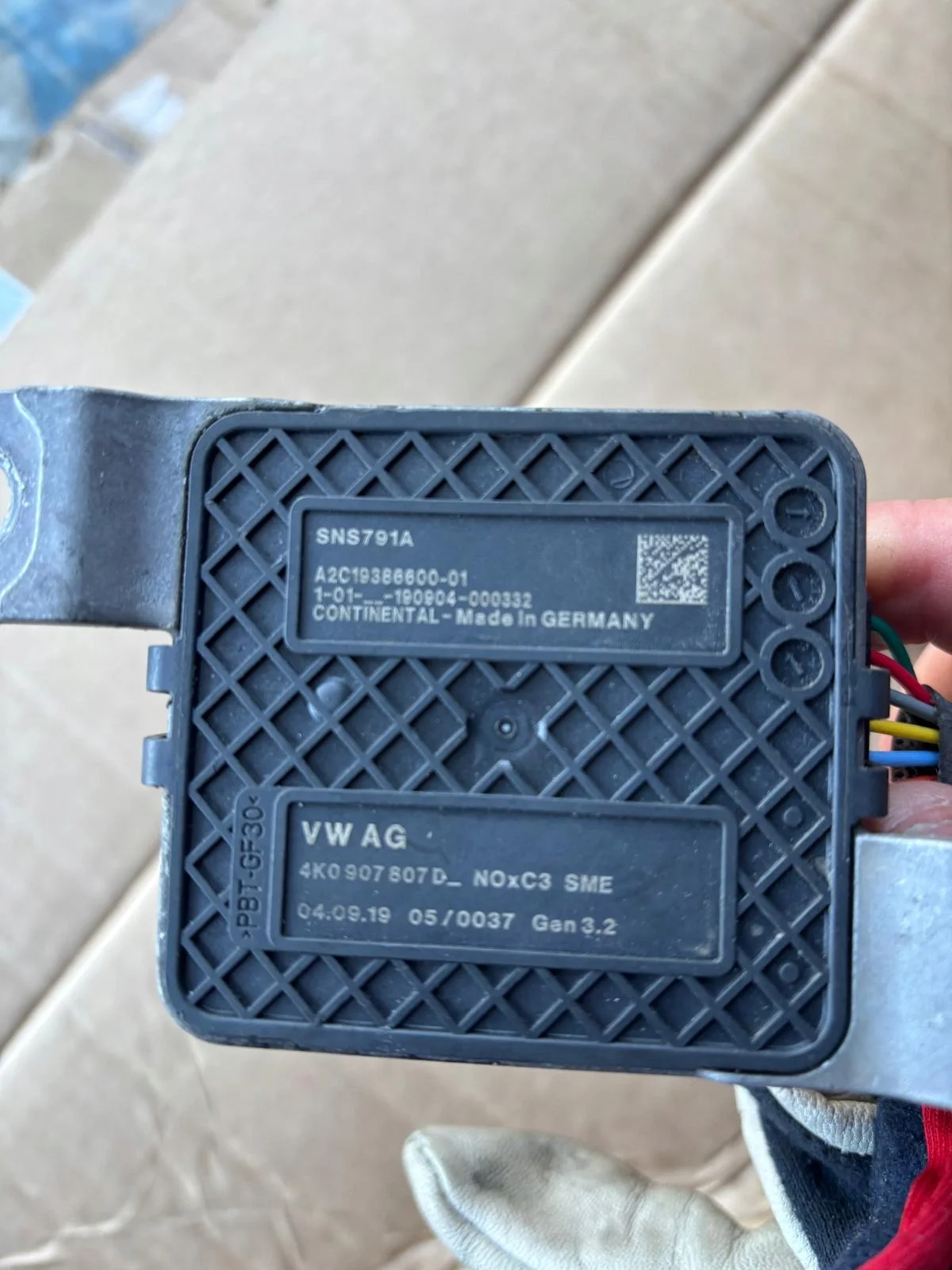 Sensor NOx Audi A6 A7 A8 C8 4K0807807D Usado thumbnail 3