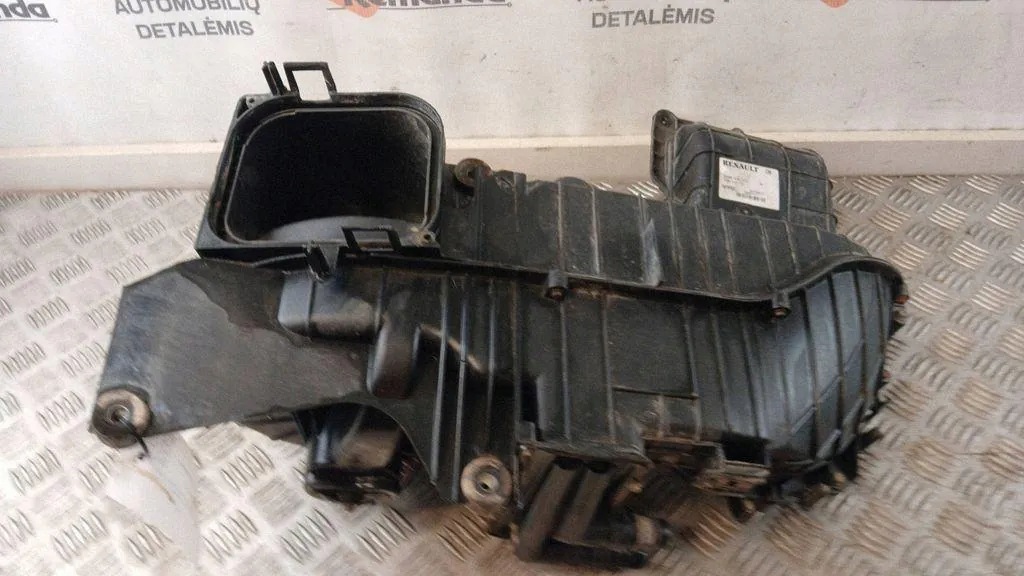 Renault Trafic Lämmityslaitteen puhallin 8200410511 image 6
