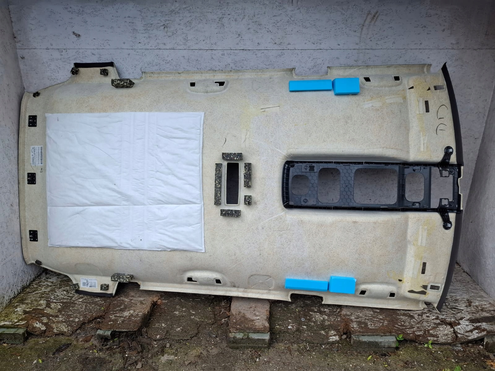VW Tiguan II 2016-25 Allspace kattokotelo 5NN867501BE