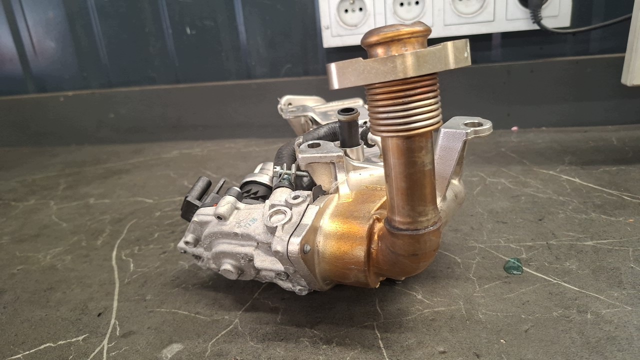 Radiador de gases BMW F39 F45 F46 F54 F56 F60 2.0