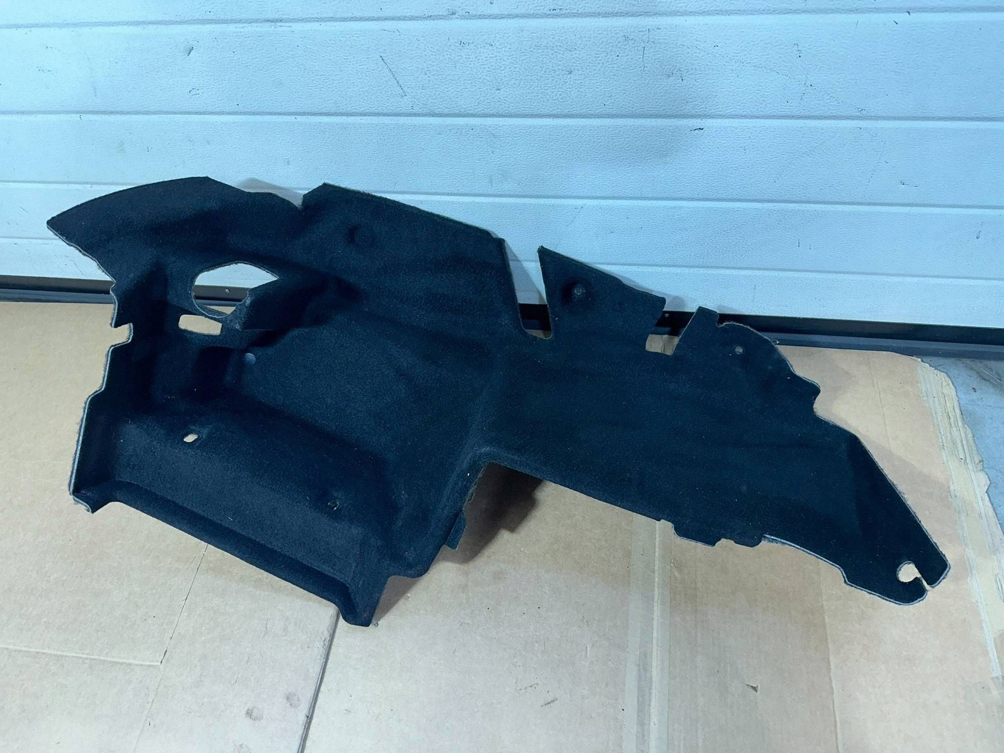Panel inferior compartimento Mercedes SL R231 A2316900141 image 2