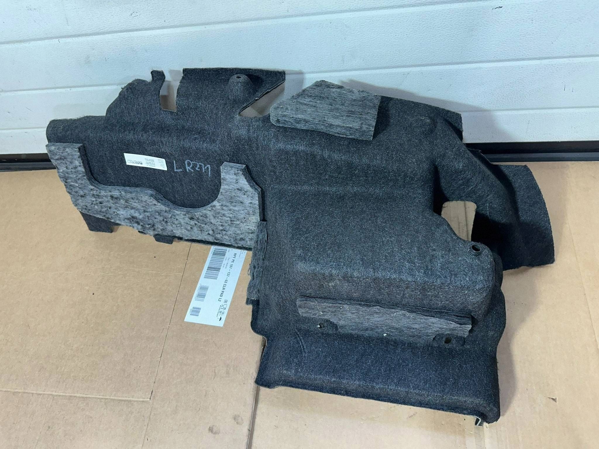 Panel inferior compartimento Mercedes SL R231 A2316900141 image 8