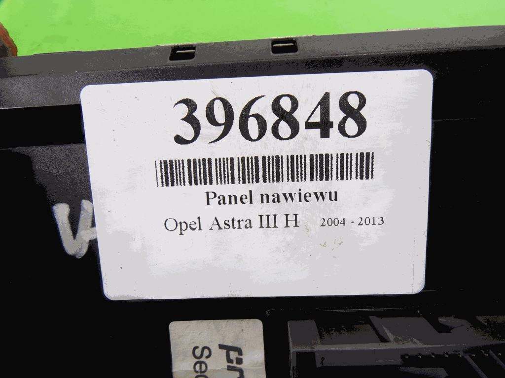 Opel Astra H HB Ilmanvaihtopaneeli F-396848- image 6
