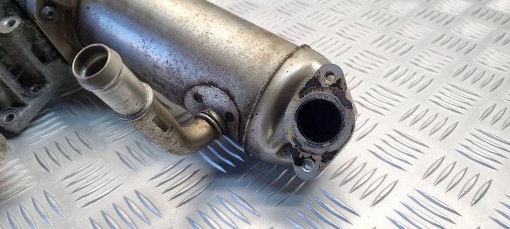Radiateur Ford GK2Q9U438AG occasion image 8