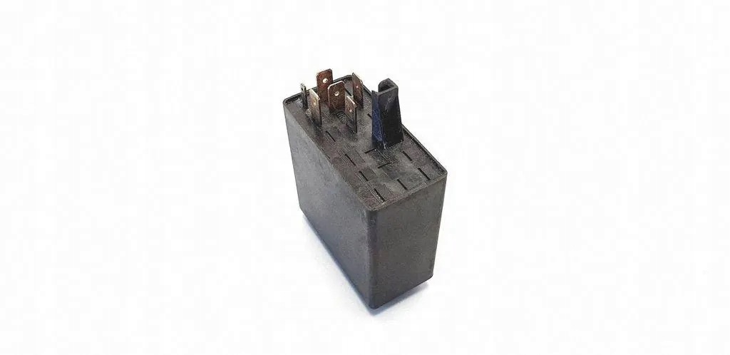 Relais BMW 5 (E34) 1384825 1994 image 2