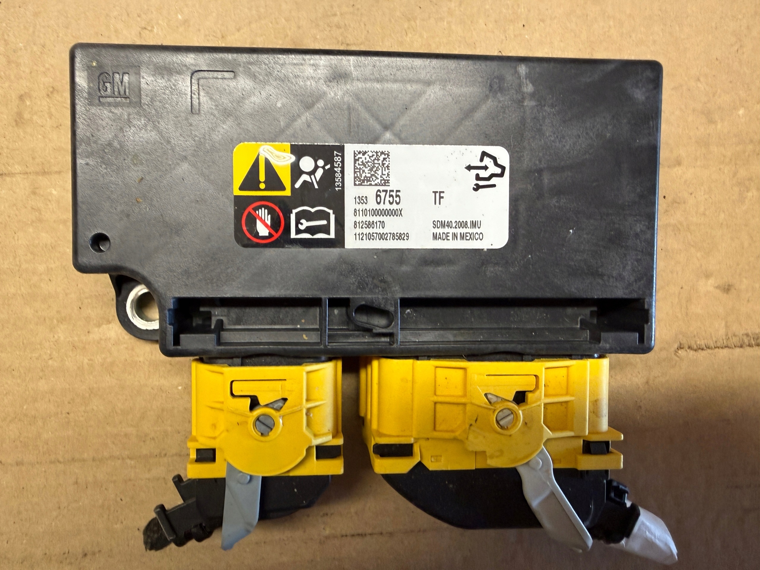 Opel Airbag Sensor Module 13536755 Käytetty