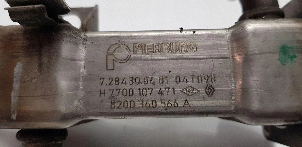 Renault 8200360566A Refrigerador de Gases Usado image 3