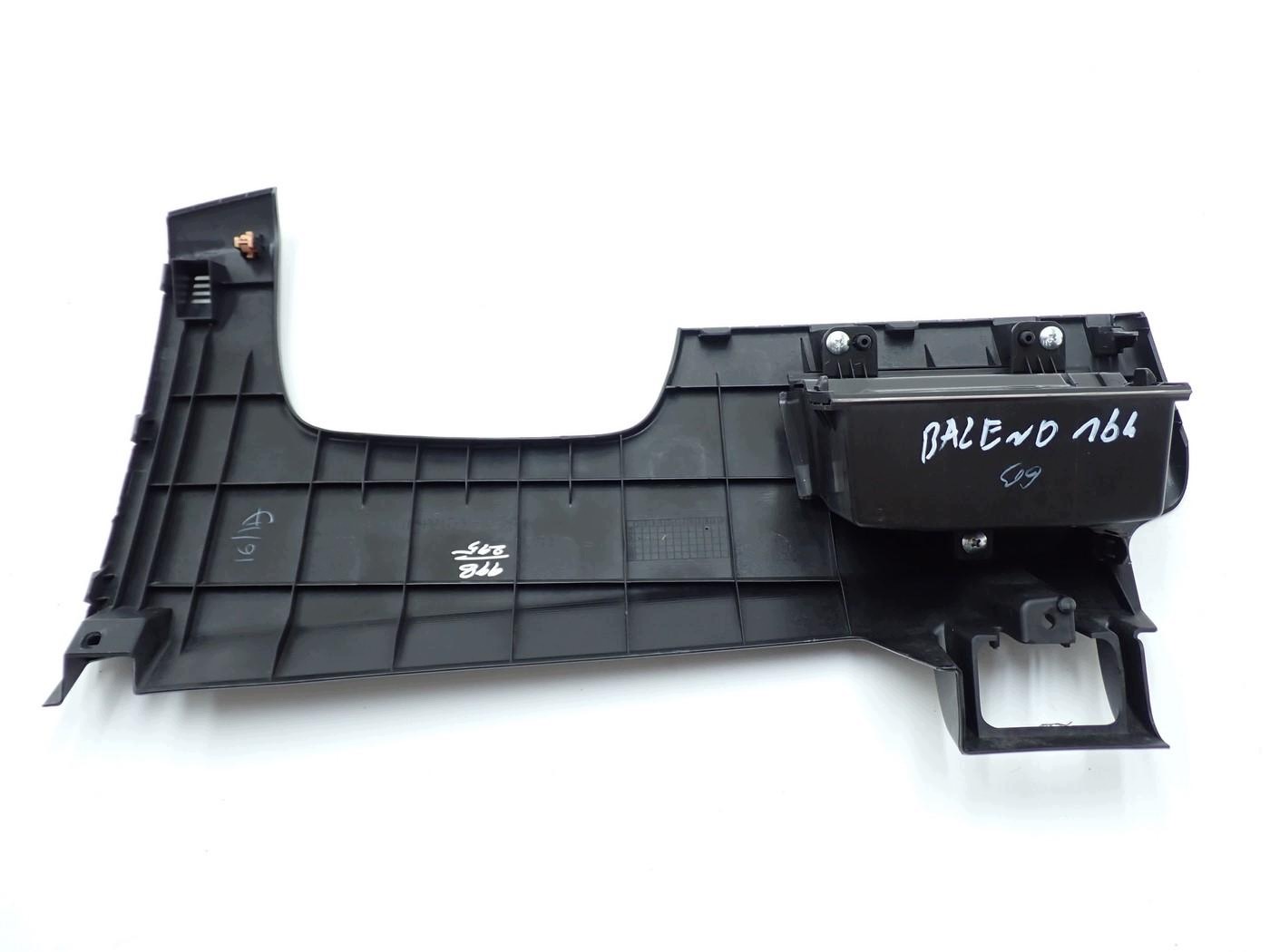 Cache colonne Suzuki Baleno 73811-68P5 image 4
