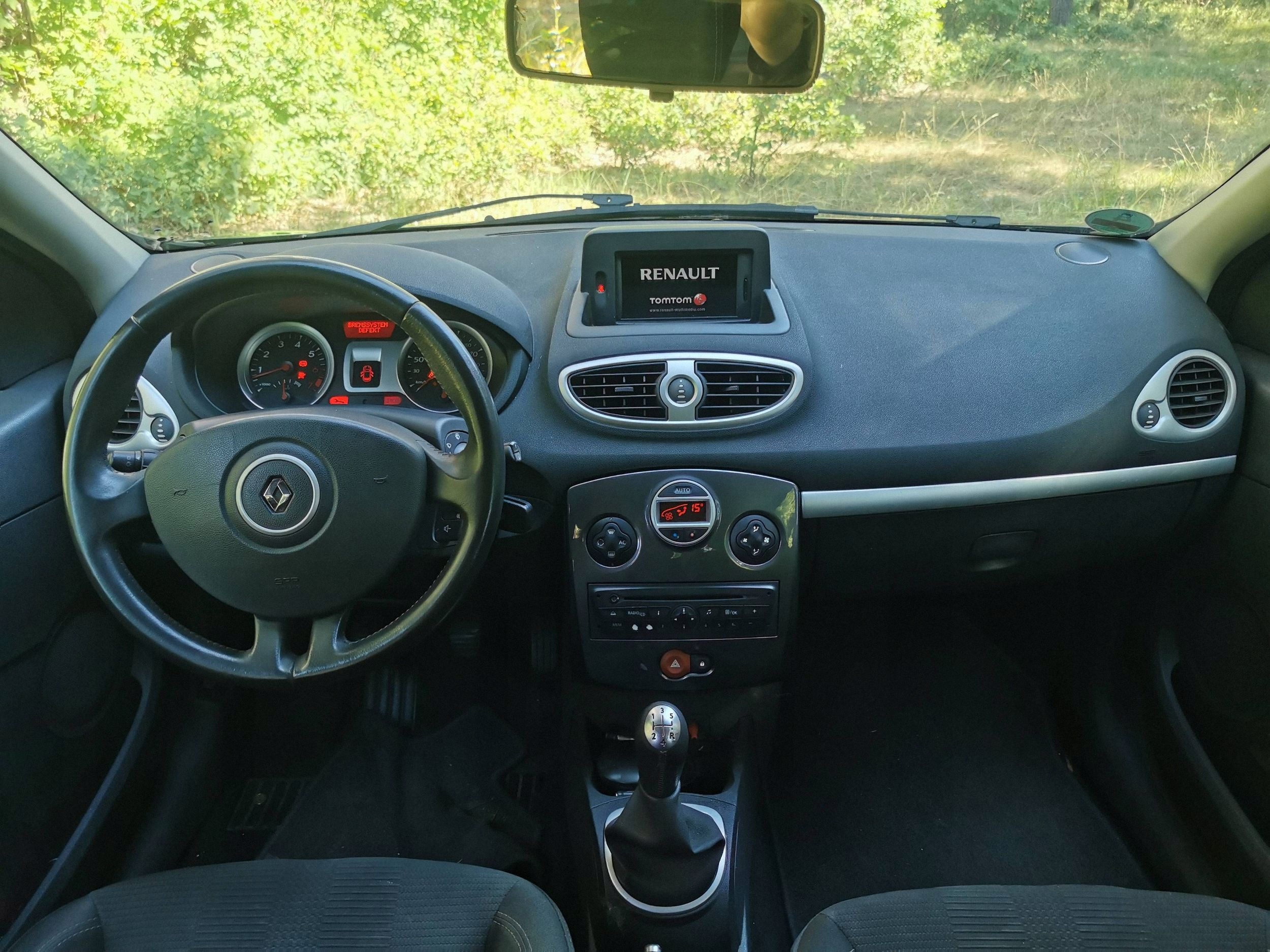 Renault Clio III kojetaulu konsoli alkuperäinen 2x turvatyyny