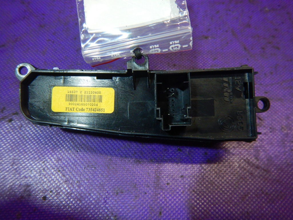 Interruptor de dirección FIAT BRAVO II 07 Z-241061-