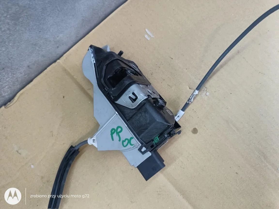OPEL CORSA F 19r- Serrure porte avant droite