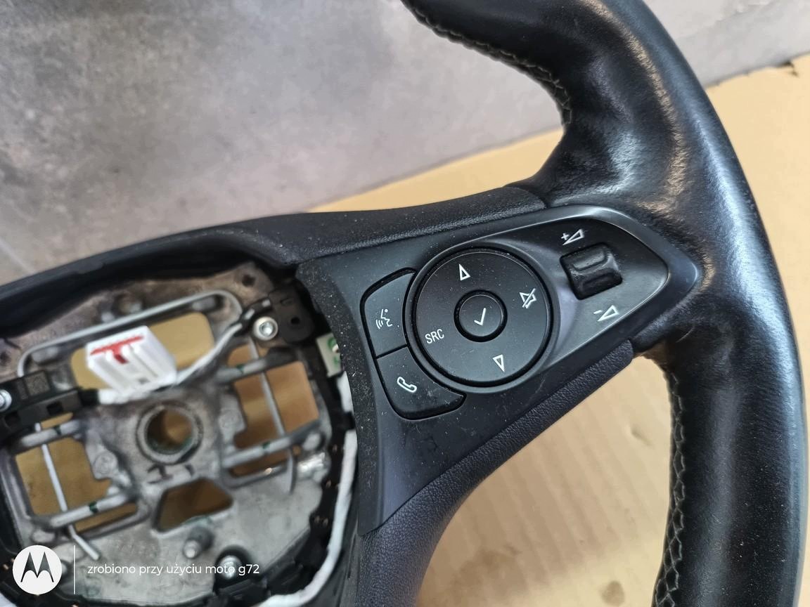 Volante Calefactable Opel Corsa F 111014082026 image 3