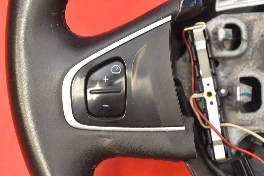 Lederlenkrad Multifunktion 484005241R Renault Clio IV