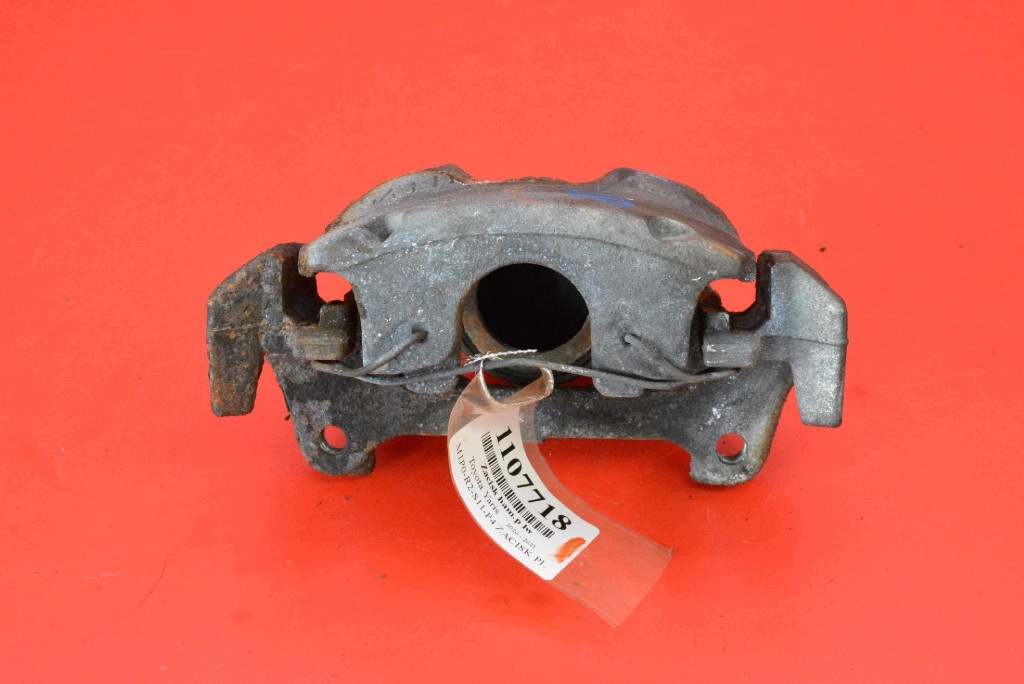 Bremssattel Links Vorne Toyota Yaris 4 IV image 2