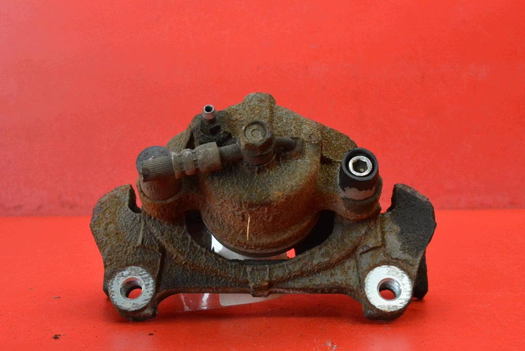 Bremssattel Links Vorne Toyota Yaris 4 IV image 5