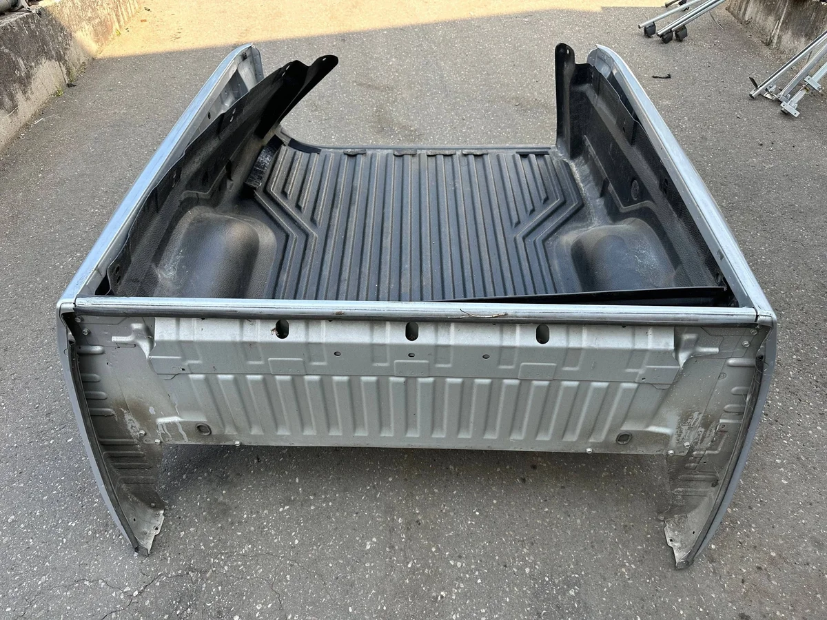 Nissan Navara D23 PAKA VLO37391
