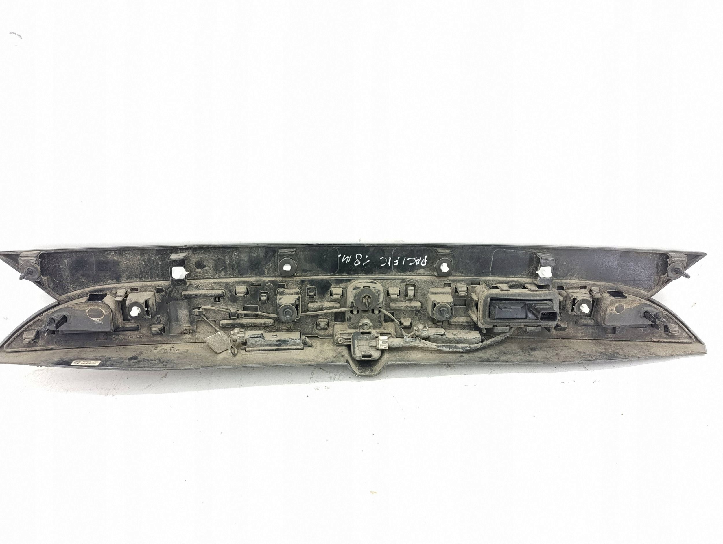 Liste lumineuse plaque d'immatriculation arrière Chrysler Pacifica 5RL88LAUAH image 5