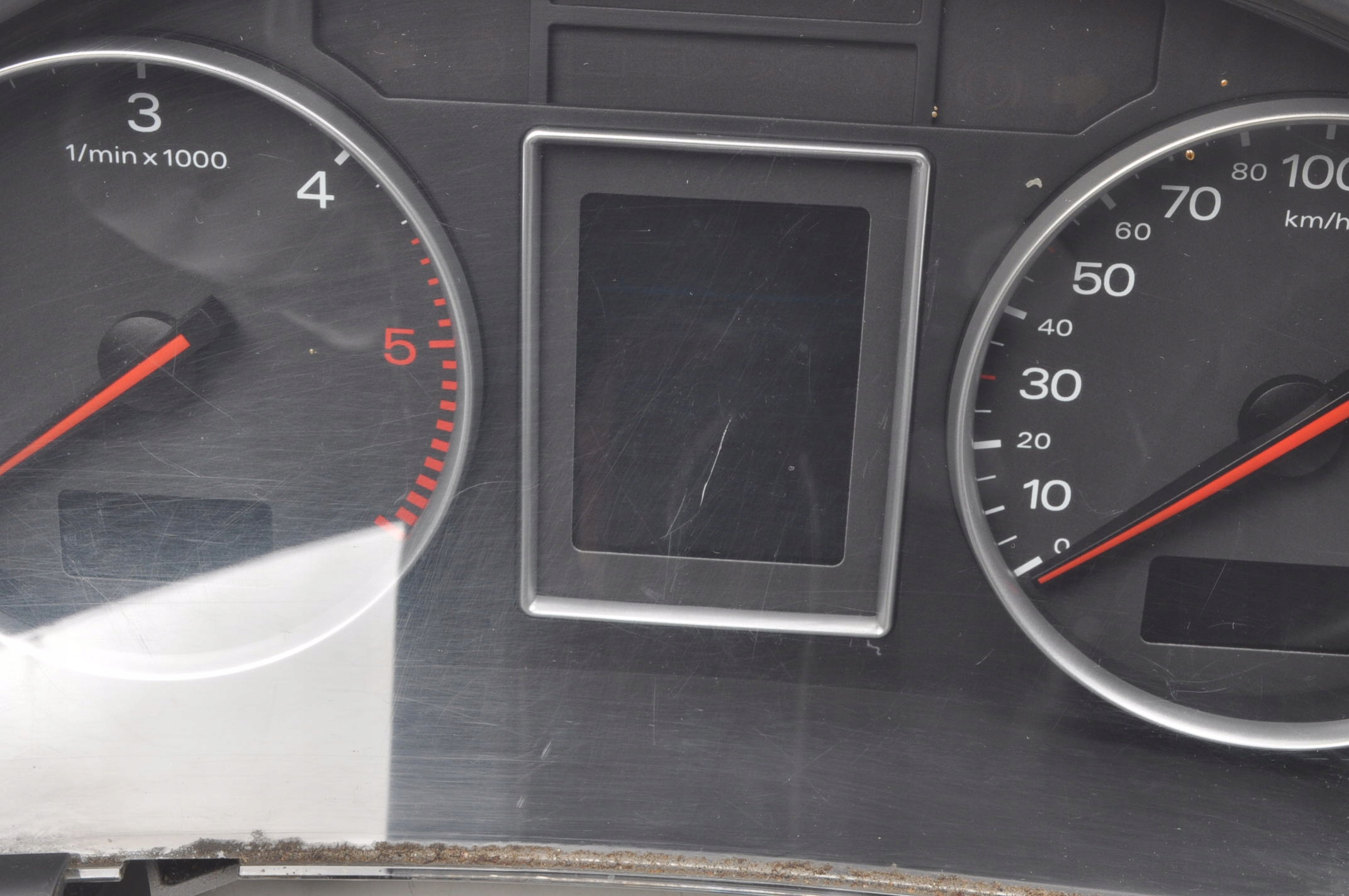 Compteur Audi A4 B6 1.9 TDI 130ch 8E0920900G image 3