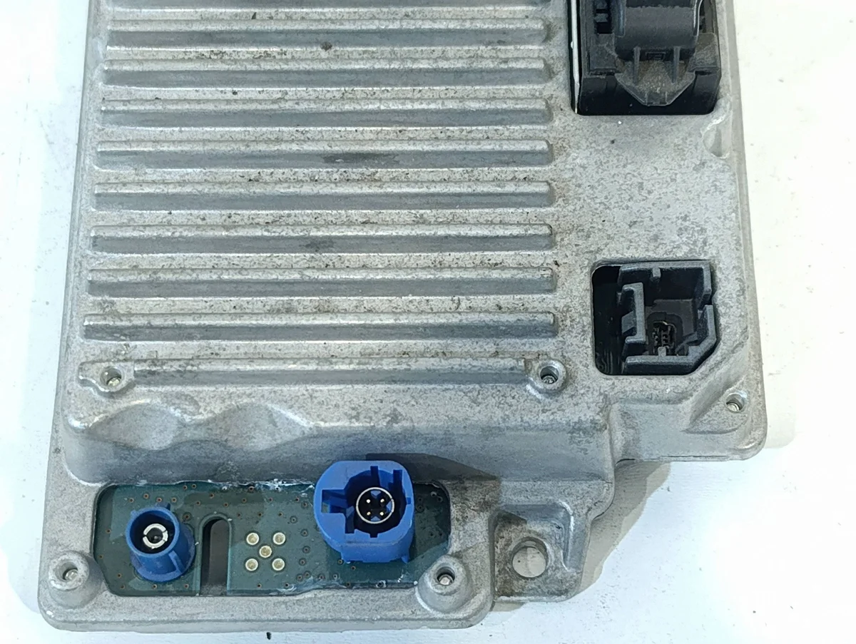 Module de navigation Ford Transit Courier KU5T14G371 image 3
