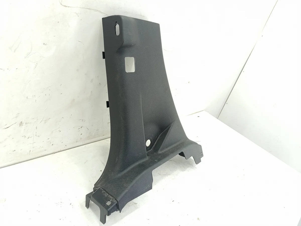 Toyota Sienna B-pilarin alaosa 6241408050