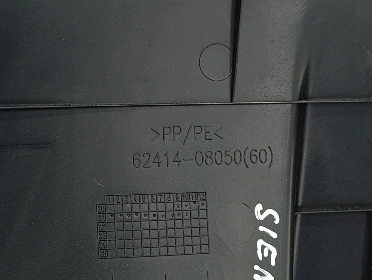 Cubierta Pilar B Toyota Sienna 6241408050 image 9