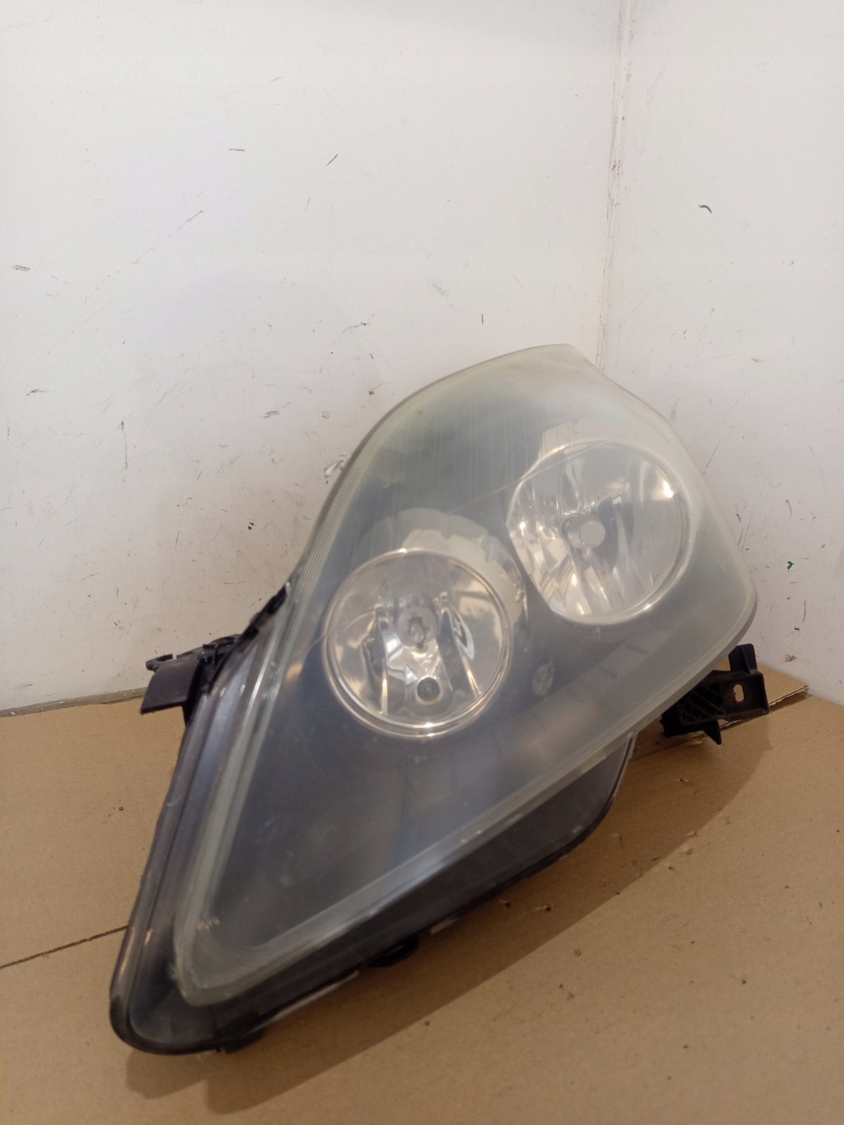 Opel Zafira B Headlight Left 05-08 Used