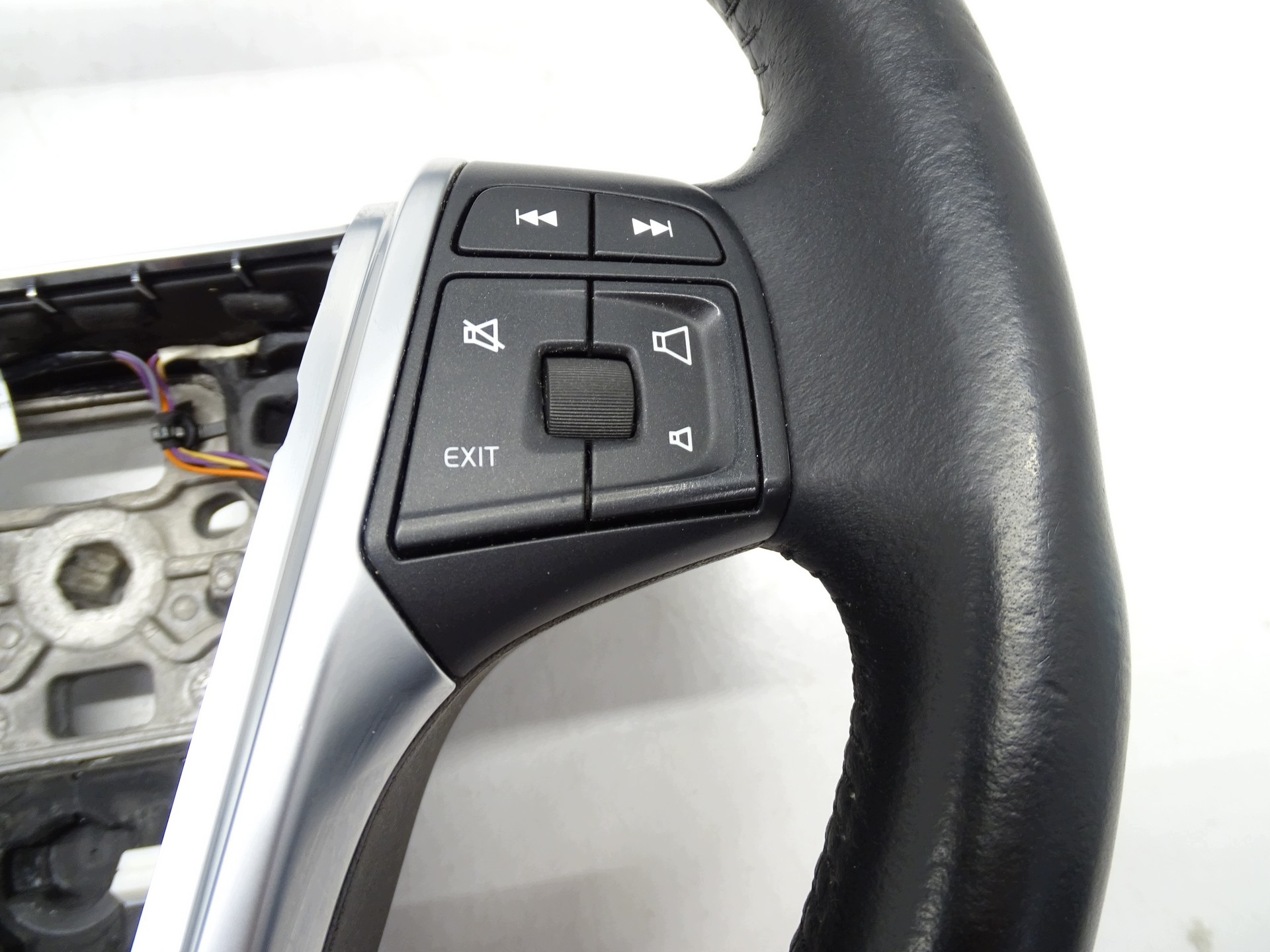 Multifunktionslenkrad Volvo V60 31332911 image 3
