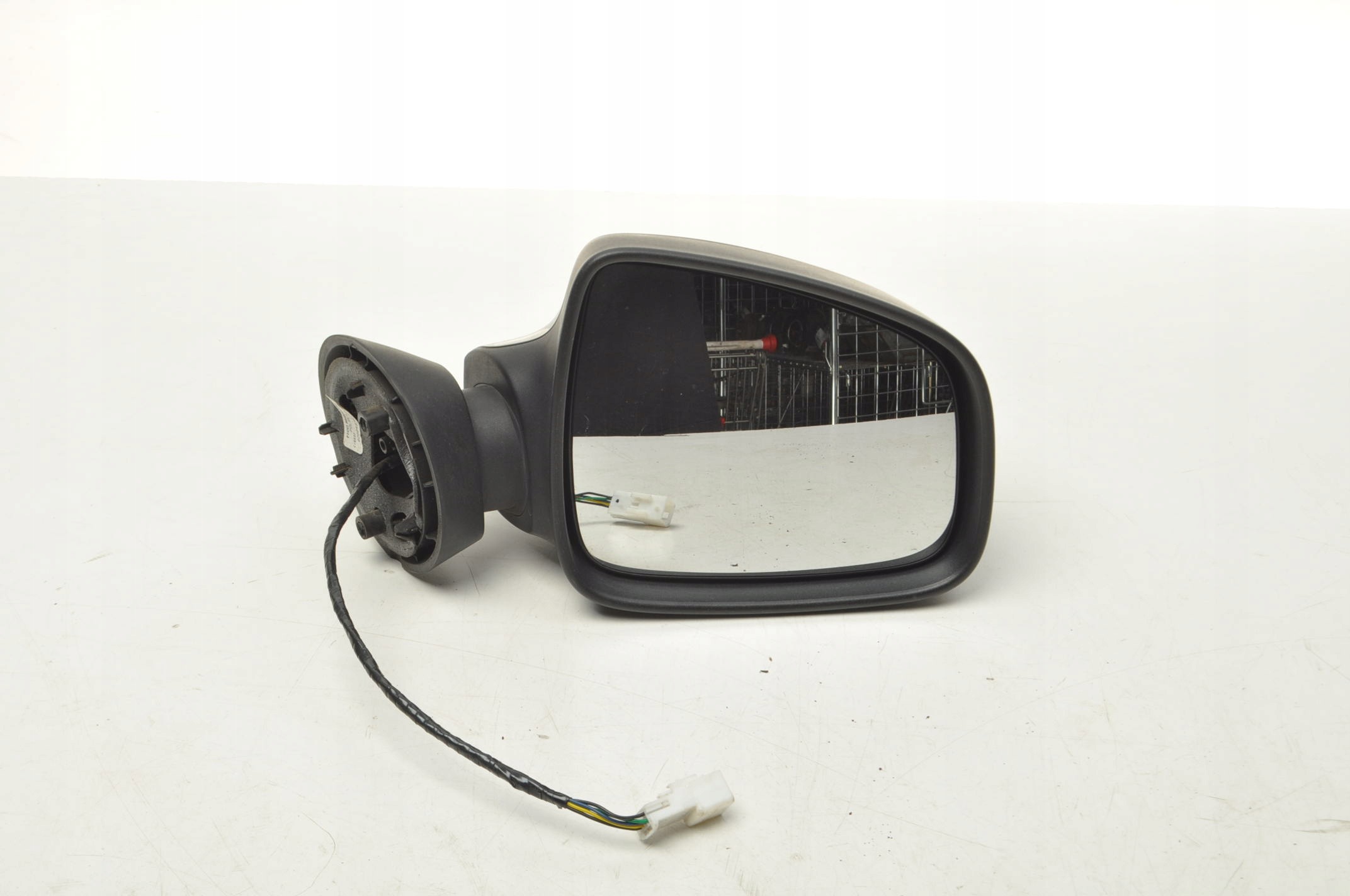 Dacia Logan MCV I Oikea Sähköpeili 5-pin 8200497513