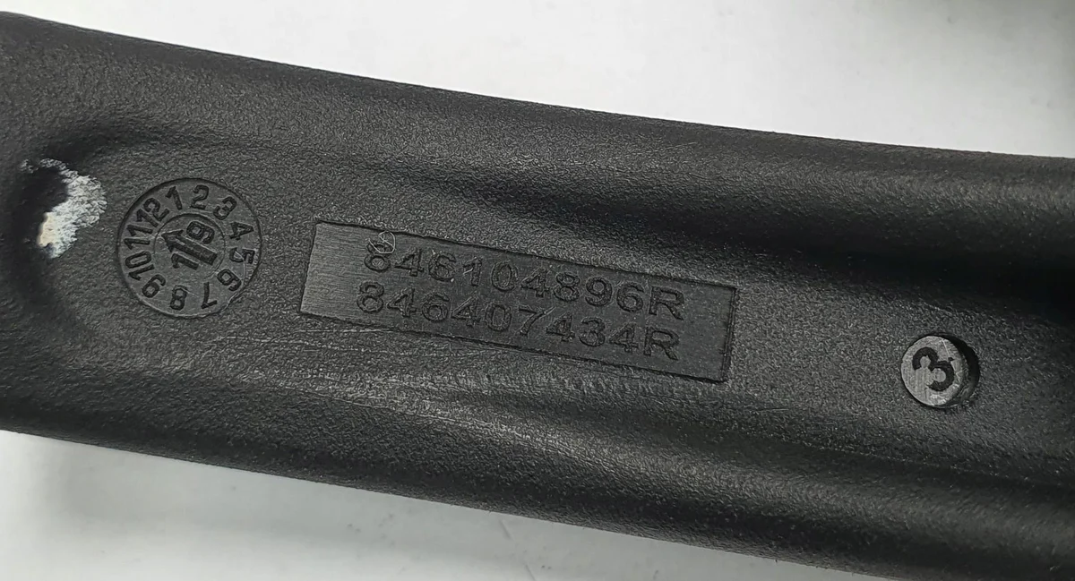 Dacia Duster II Klappe Tankdeckel Hebel 788247055R image 5