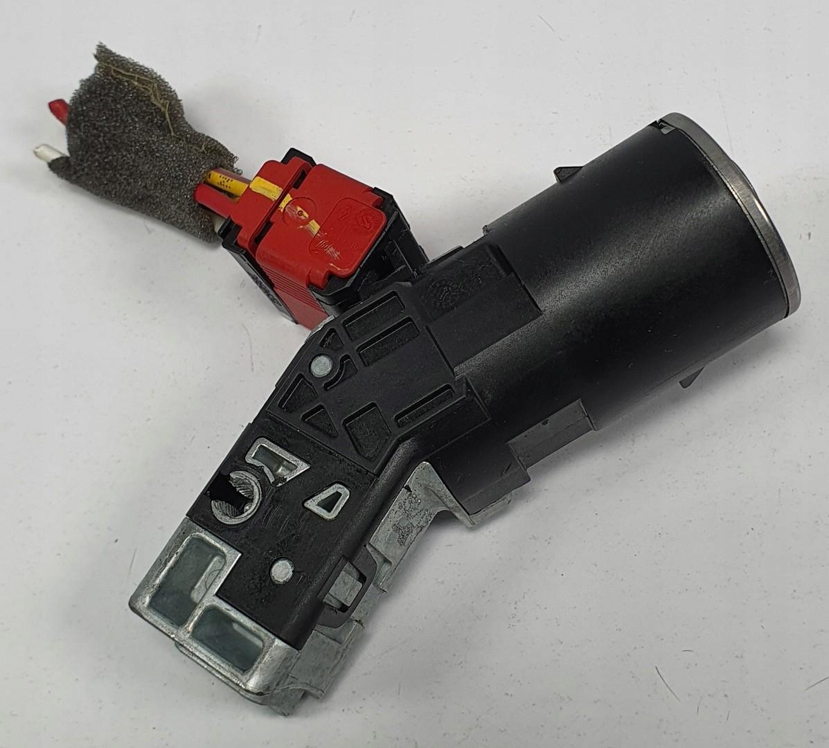 Contacteur à clé Dacia OE 487003947R image 7