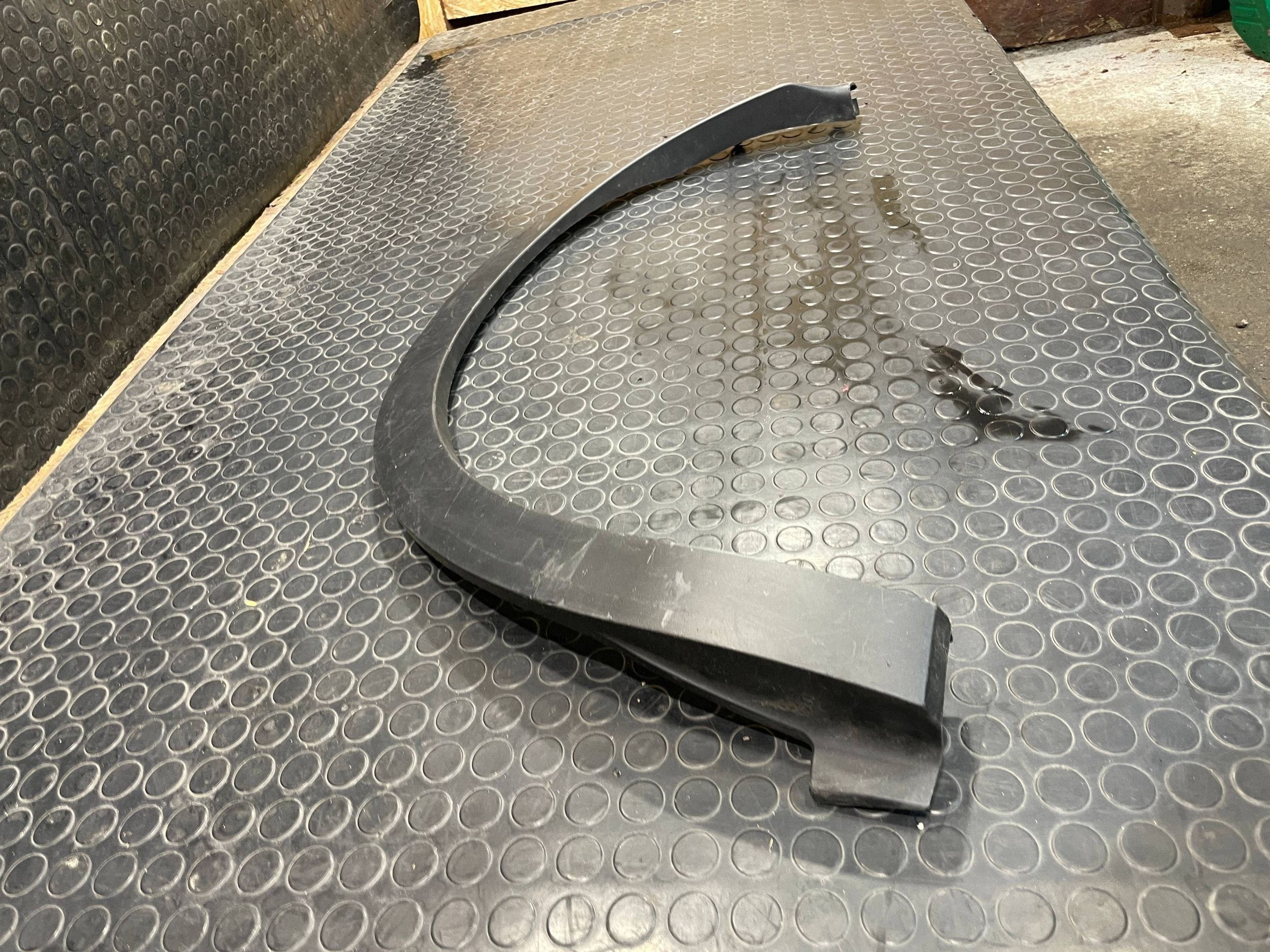 Nissan Qashqai J12 Kotflügelverbreiterung Links Hinten