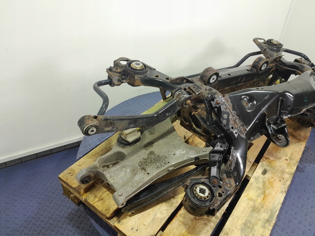 Volvo XC90 II Rear Suspension Crossmember L-267505-01