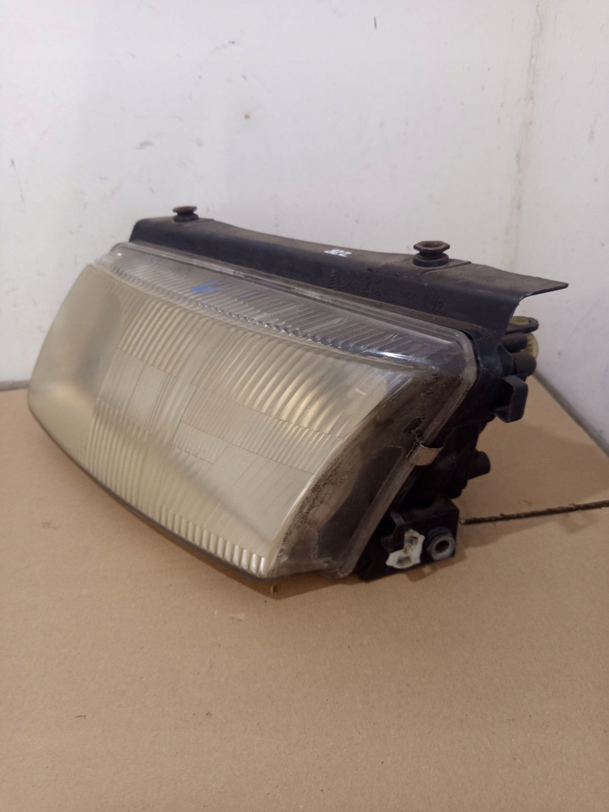 Farol Esquerdo VW Passat B5 H7 Usado image 3