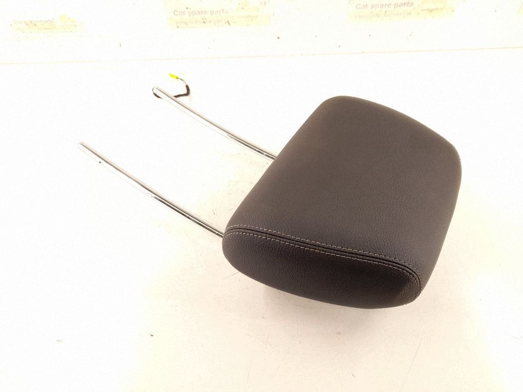 Nackstöd fram höger Mercedes E W212 A2129701780 image 3