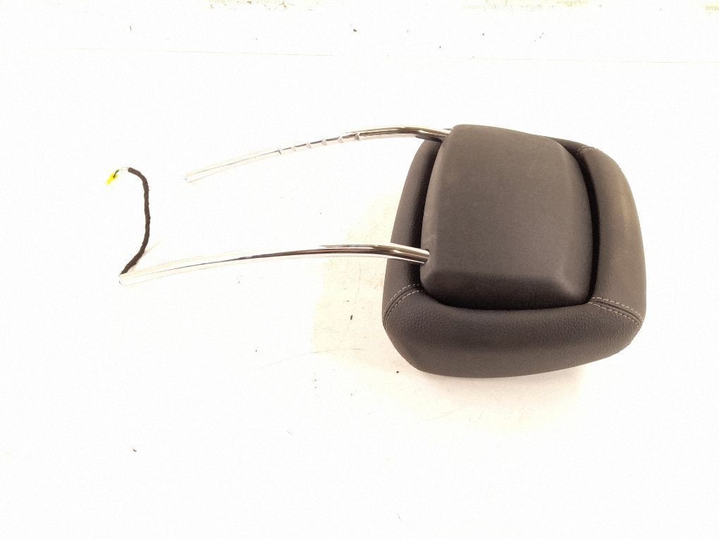 Nackstöd fram höger Mercedes E W212 A2129701780 image 4