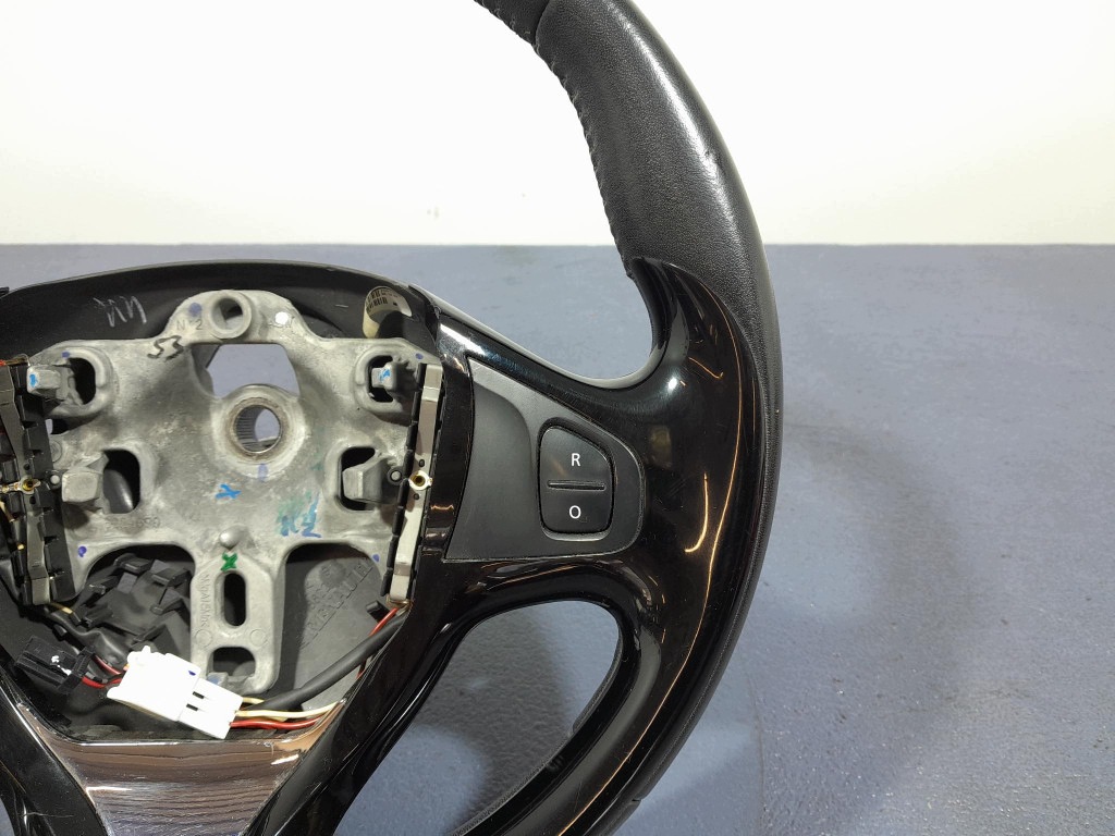 Renault Captur I Lenkrad Leder Multifunktion 985105453R