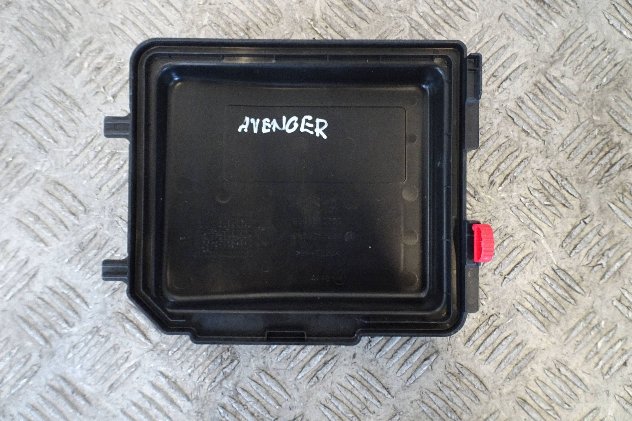 Tapa Caja Fusibles Jeep Avenger 1.2 THP 2022-