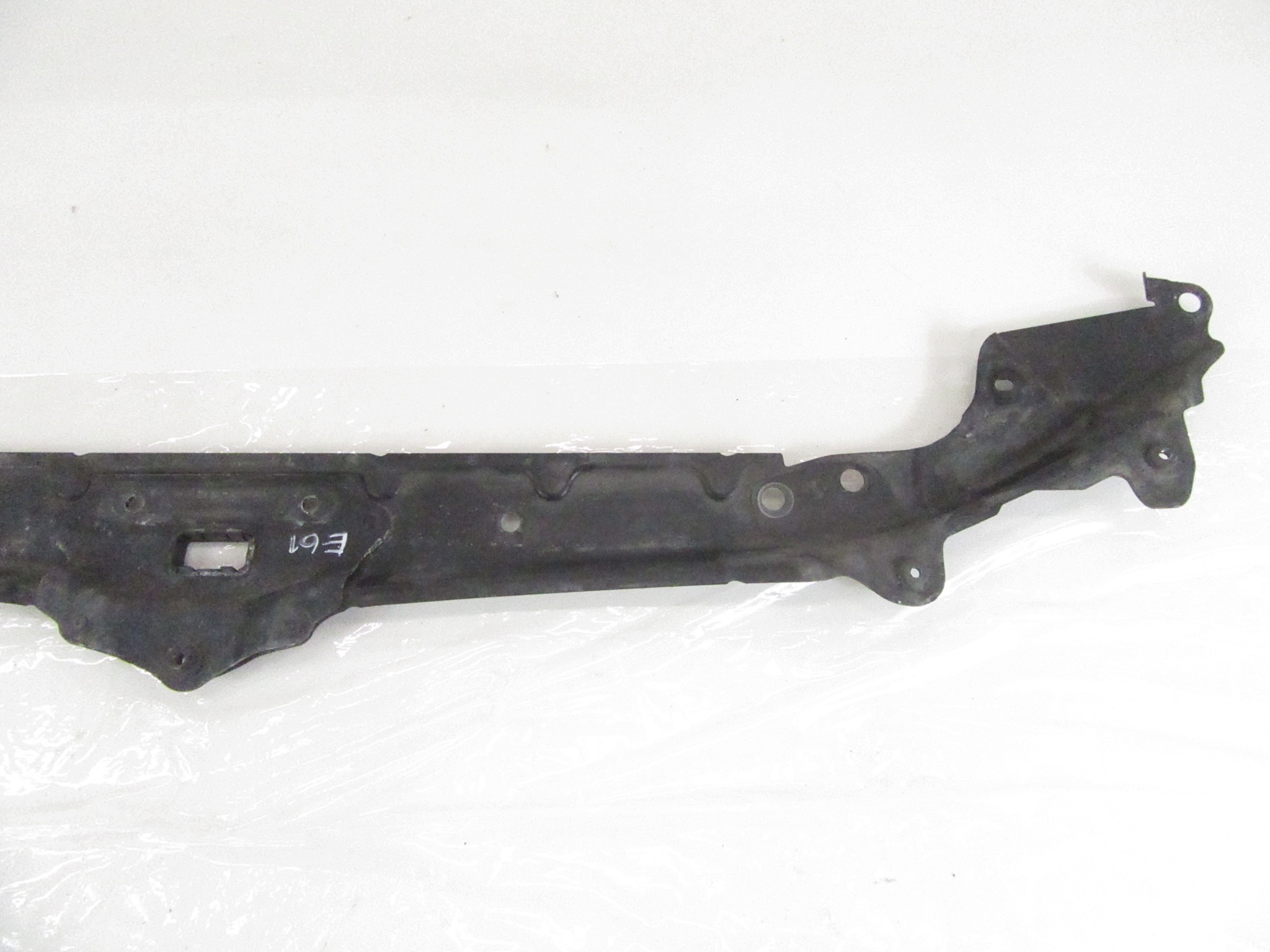 BMW E60 E61 Front Bumper Reinforcement Bracket image 7