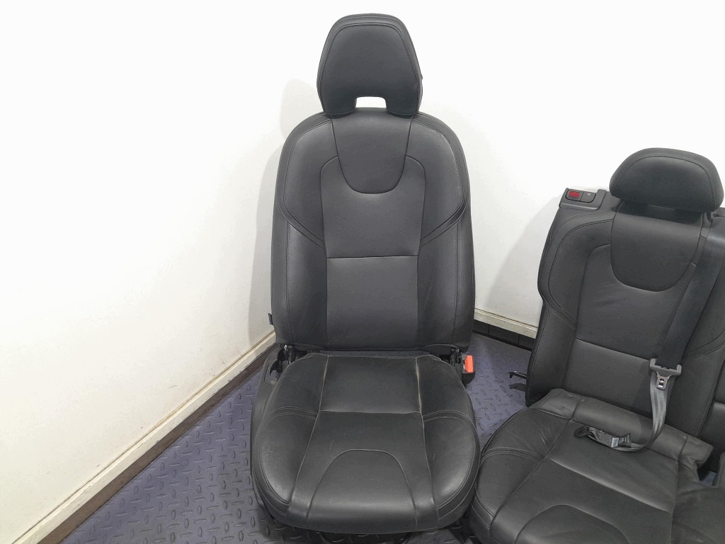 Volvo V40 II 12- HB Sièges Complets Cuir Europe image 3