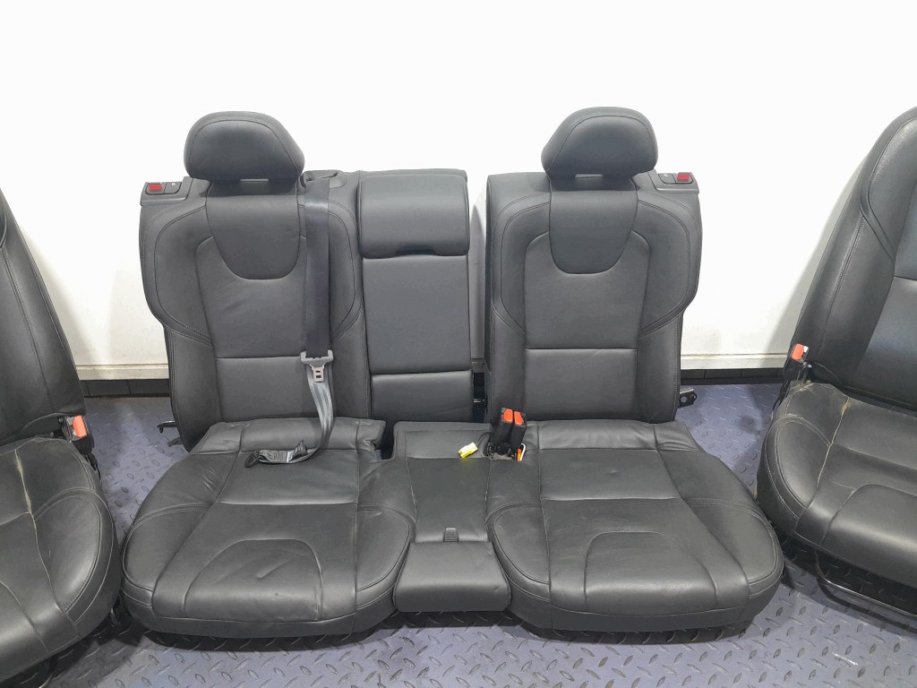 Volvo V40 II 12- HB Sièges Complets Cuir Europe image 4
