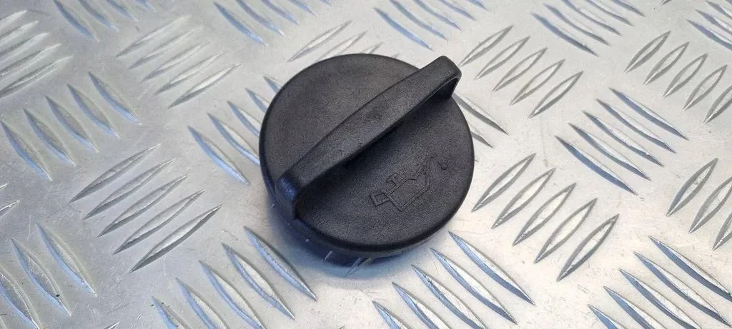 Bouchon d'huile Audi 80 90 S2 B4 049103485J