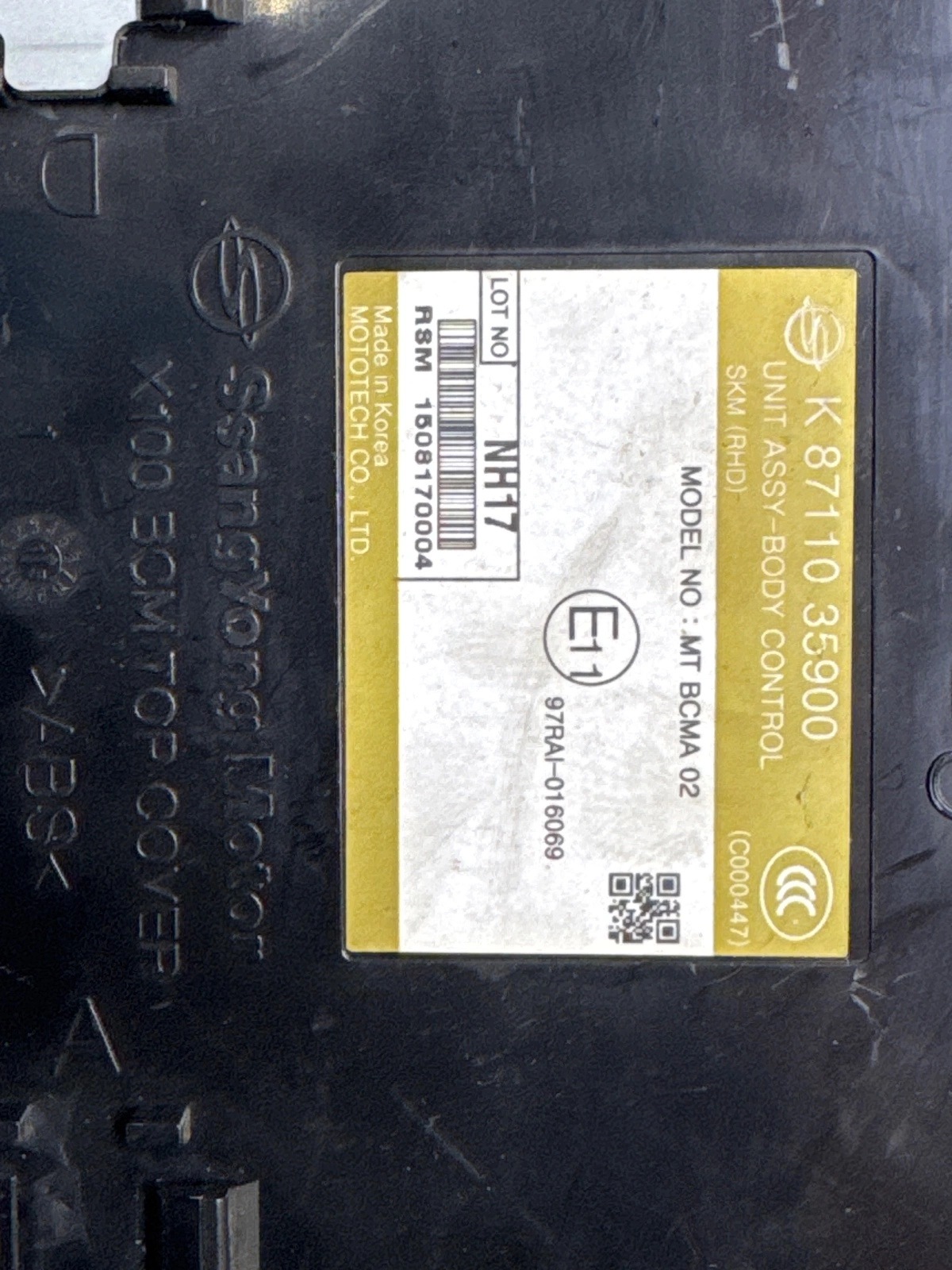 Module BCM SsangYong Tivoli K8711035900 image 3