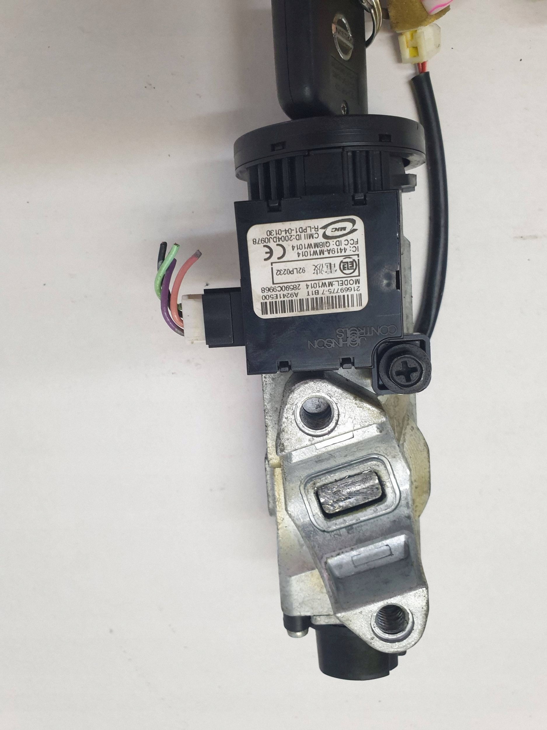 Nissan Juke F15 Ignition Switch 21669775 image 3