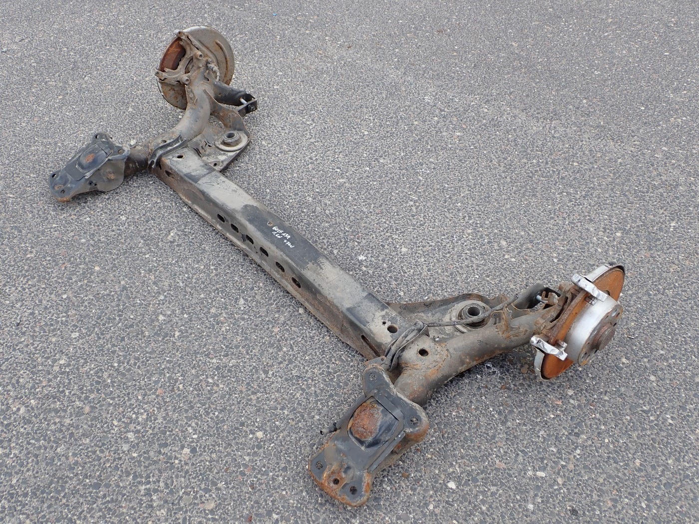 Rear Axle Beam VW Golf 7 VII 1.6d Used