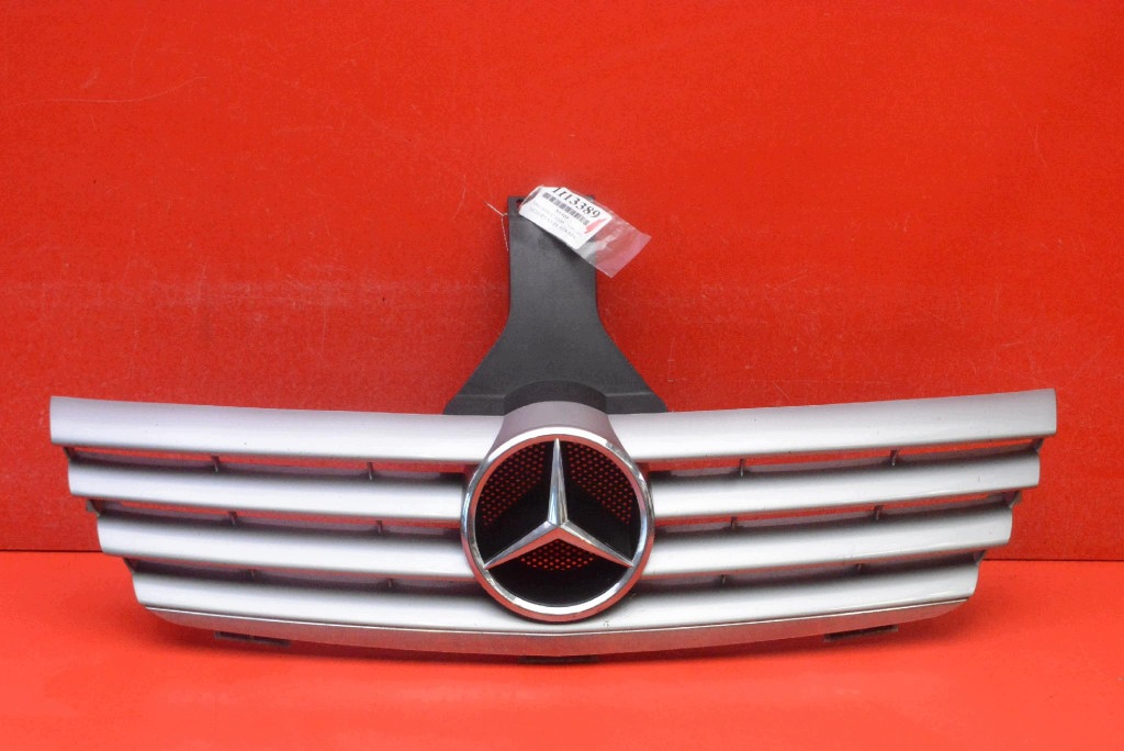 Kühlergrill Silber Mercedes C-Klasse CL203 W203 image 2