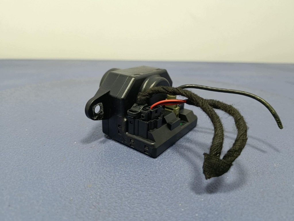 Audi A6 C6 virtalukko 4F0909131D image 4