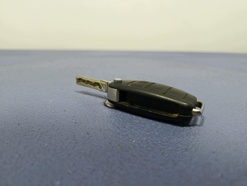 Audi A6 C6 virtalukko 4F0909131D image 8