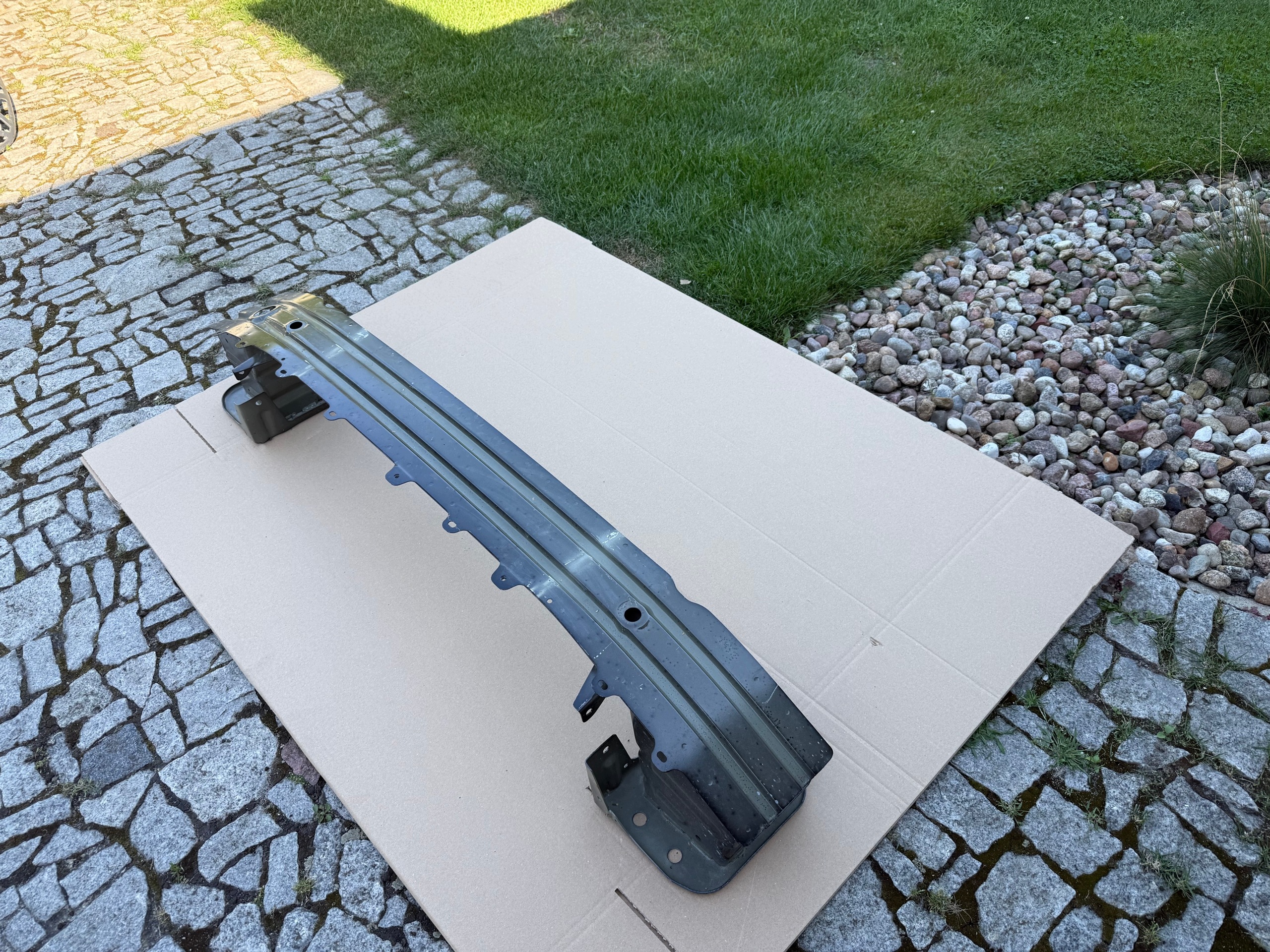 MG3 III 2024-2026 etupalkki käytetty