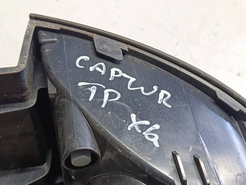 Renault Captur I Rückleuchte Rechts 265502731R image 6